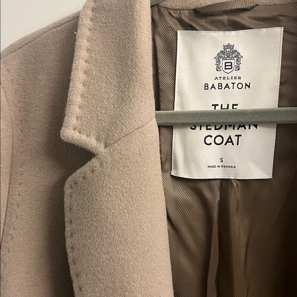 Aritzia Babaton Stedman Coat in Dovetail Taupe, Size Small! 🤎 - Picture 5 of 9